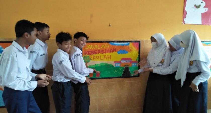 Foto 3 — Penerapan Pembelajaran Berbasis Proyek untuk Mengembangkan Kreativitas Siswa melalui Pemecahan Masalah Nyata di Lingkungan Sekolah