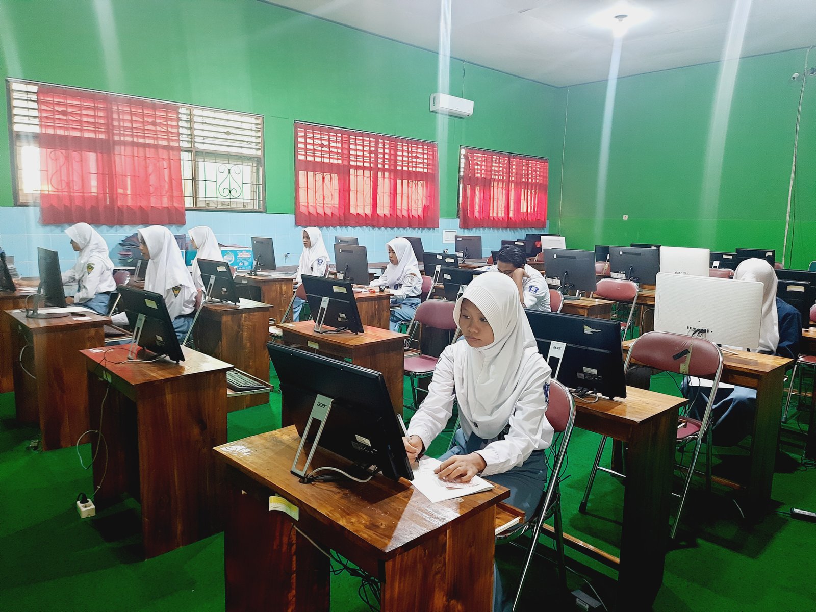 Menguatkan Karakter Guru Pembelajar melalui Pemetaan Kompetensi Deep Learning 6C