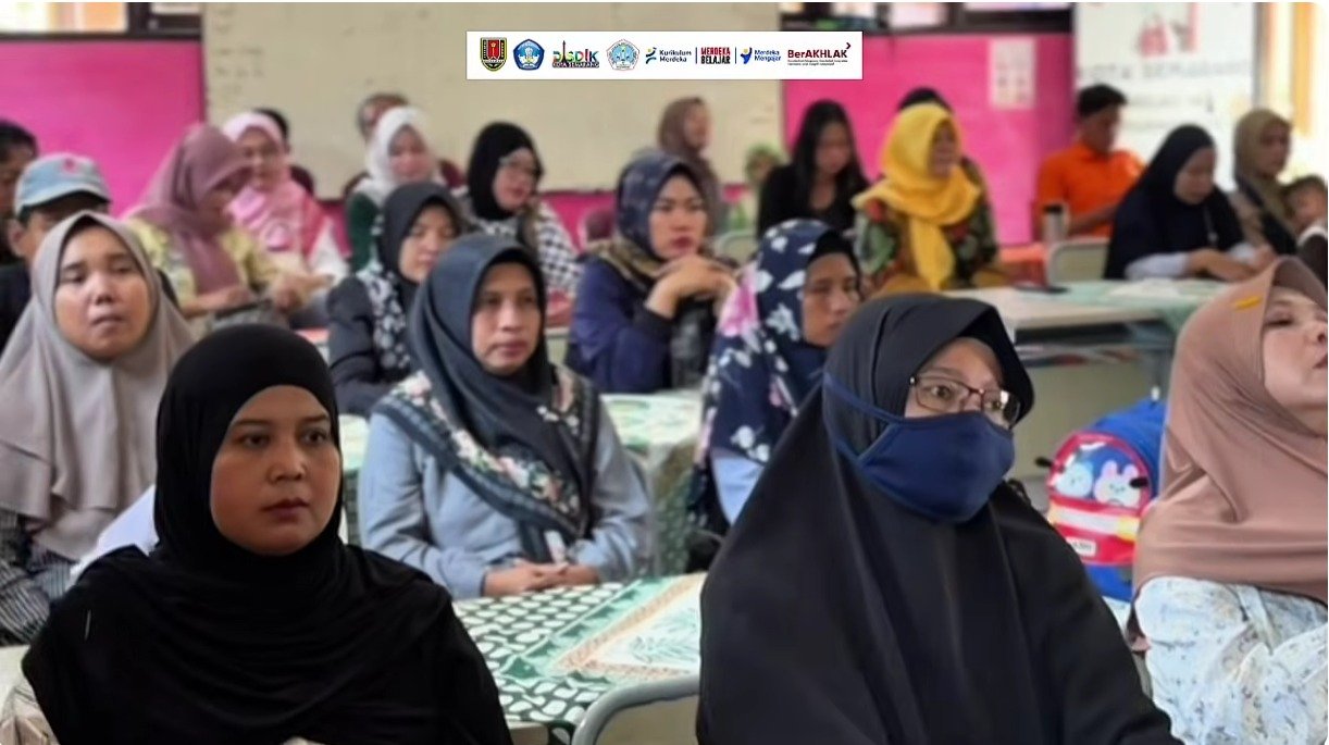 Membangun Kesepahaman Sejak Awal: Pentingnya Pemaparan Program Intra, Ekstra, Kokurikuler, Pembiasaan Pagi, dan SUPER 7 di SDN Purwoyoso 04.