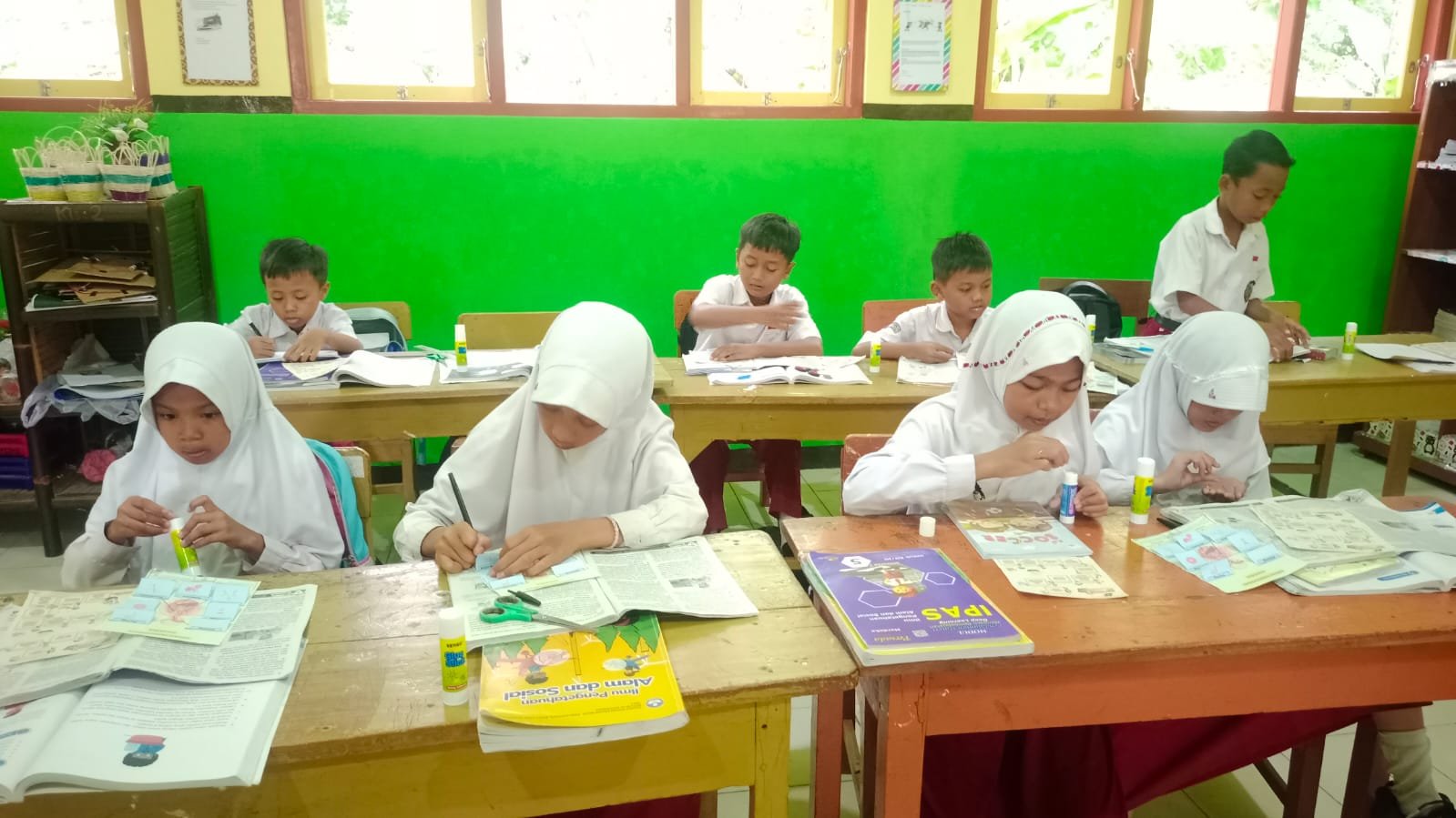 Foto 2 — Membangun Ketekunan dan Regulasi Diri Siswa